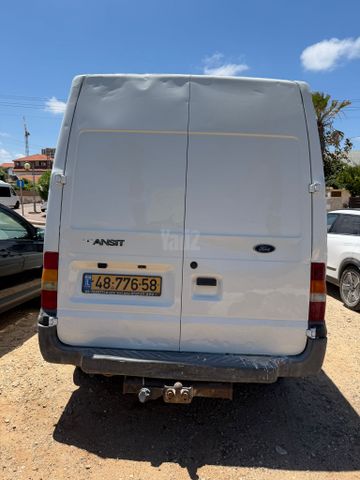 מודעת רכב פורד טרנזיט