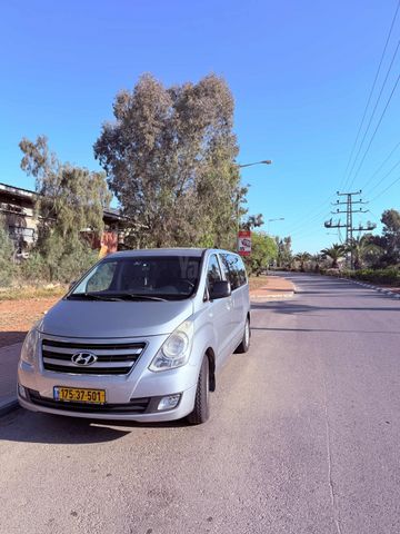 מודעת רכב יונדאי H-1 / i800