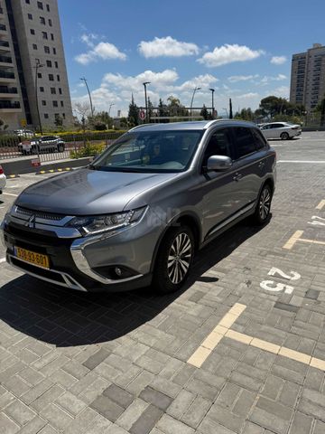 מודעת רכב מיצובישי אאוטלנדר