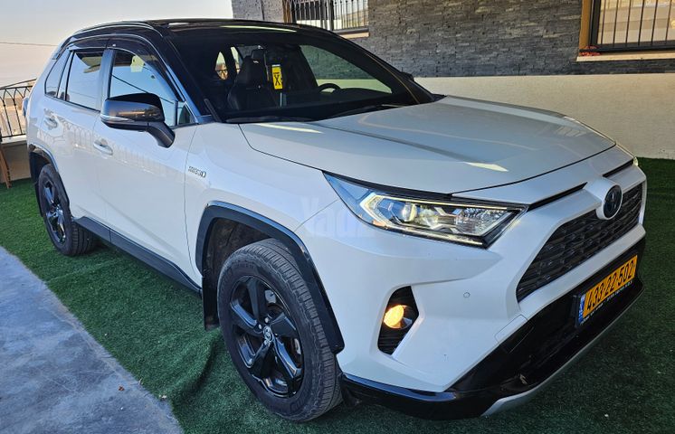 מודעת רכב טויוטה RAV4