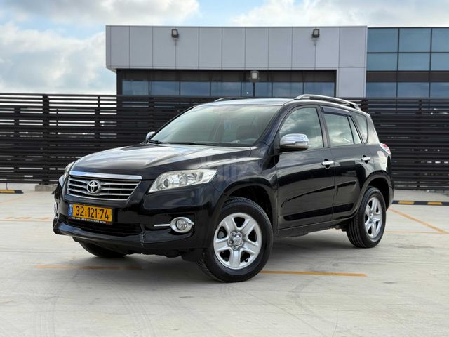 מודעת רכב טויוטה RAV4