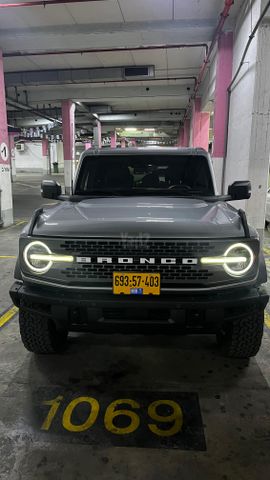 מודעת רכב פורד ברונקו