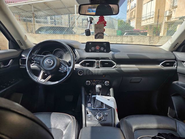 מודעת רכב מאזדה CX-5