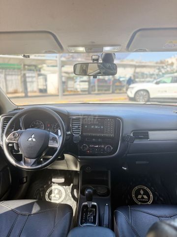 מודעת רכב מיצובישי אאוטלנדר