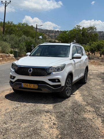 מודעת רכב סאנגיונג רקסטון