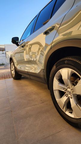 מודעת רכב וולוו XC40