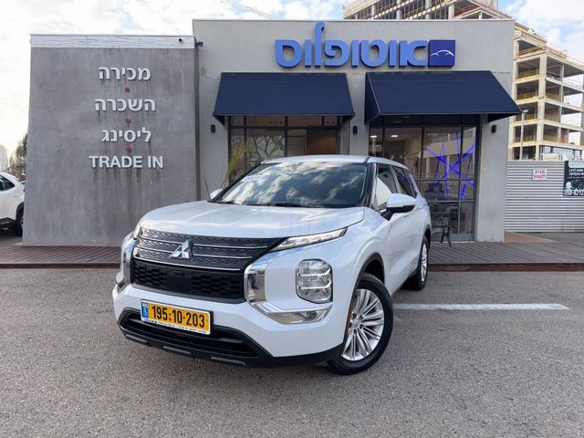 מודעת רכב מיצובישי אאוטלנדר 1