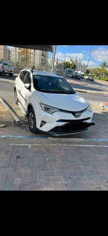 מודעת רכב טויוטה RAV4