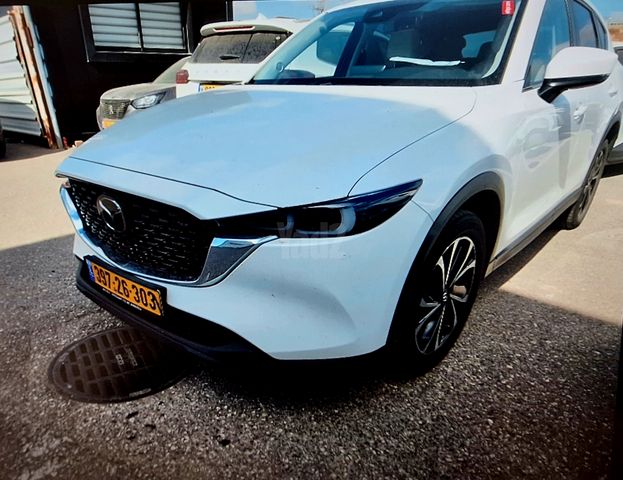 מודעת רכב מאזדה CX-5
