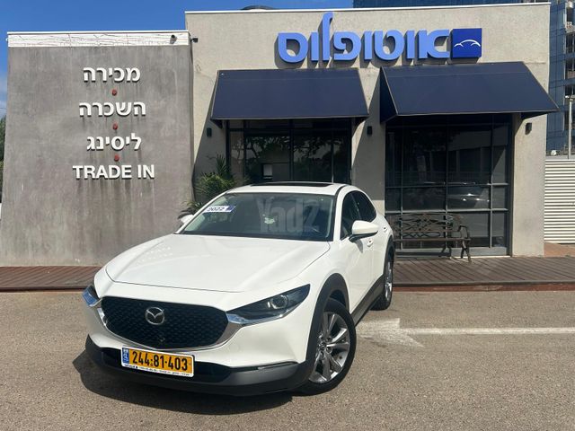מודעת רכב מאזדה CX-30 1
