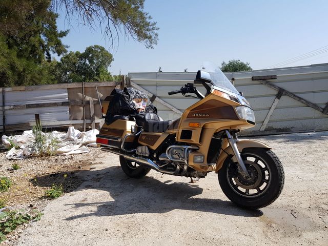 מודעת רכב הונדה GL1200 גולד-ווינג
