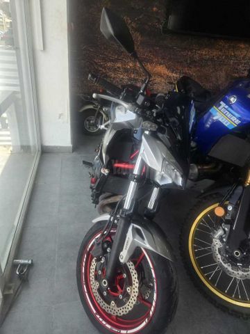 מודעת רכב קאוואסאקי Z650