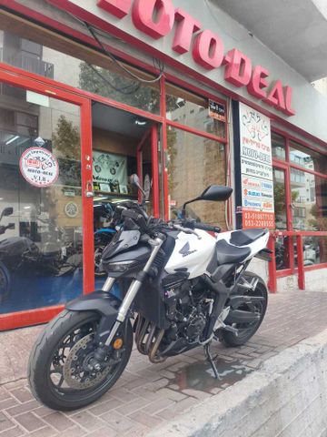 מודעת רכב הונדה CB1000R
