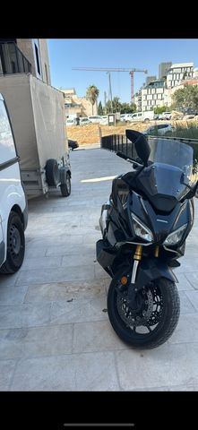 מודעת רכב הונדה פורזה 750
