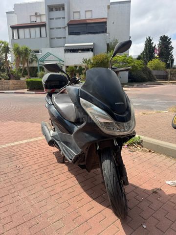 מודעת רכב הונדה PCX 125