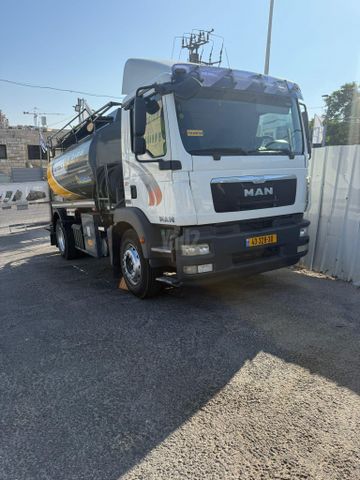 מודעת רכב מאן