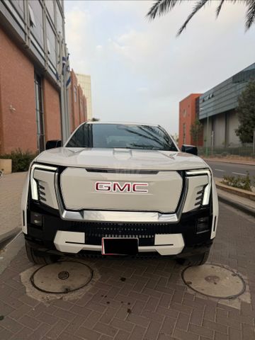 מודעת רכב ג'י.אם.סי סיירה EV 2