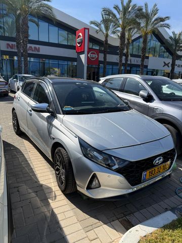 מודעת רכב יונדאי i20