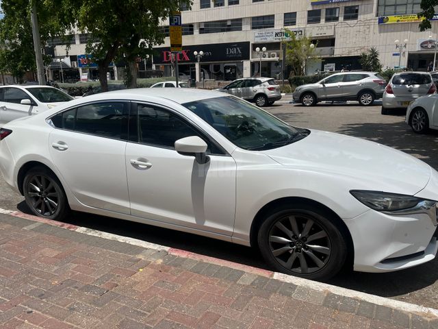 מודעת רכב מאזדה 6 3
