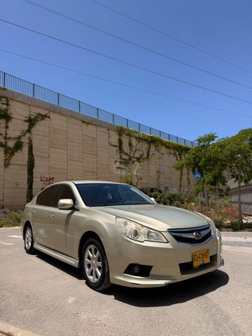 מודעת רכב סובארו B4/לגאסי
