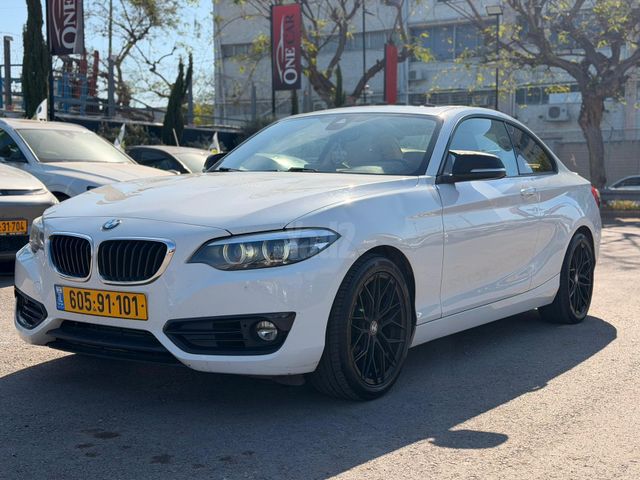 מודעת רכב ב מ וו סדרה 2 1