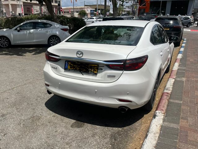 מודעת רכב מאזדה 6 1