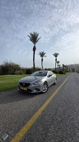 מודעת רכב מאזדה 6