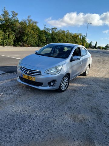 מודעת רכב מיצובישי אטראז'
