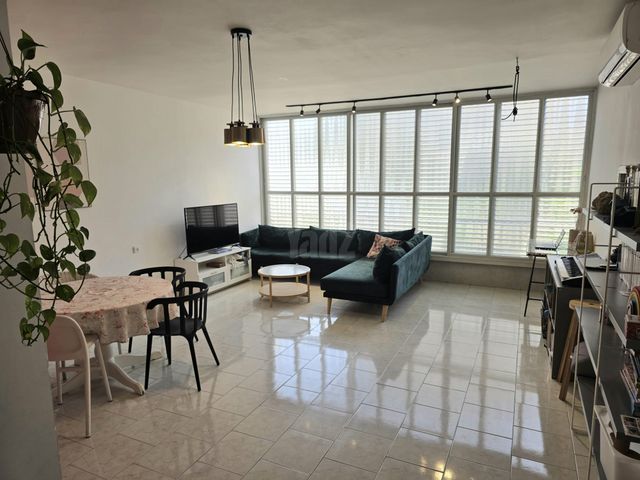 מקס נורדאו 19