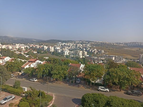 ראובן 12