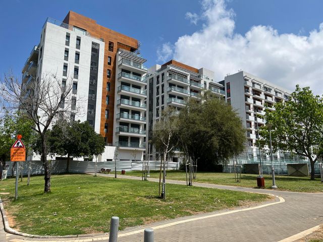 דרך משה דיין 56