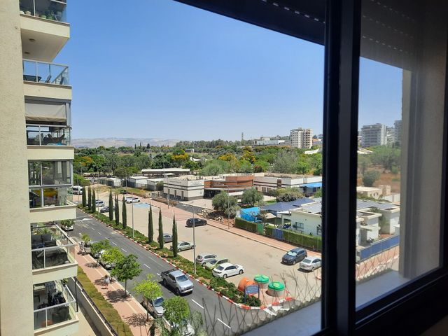 ספיר 12