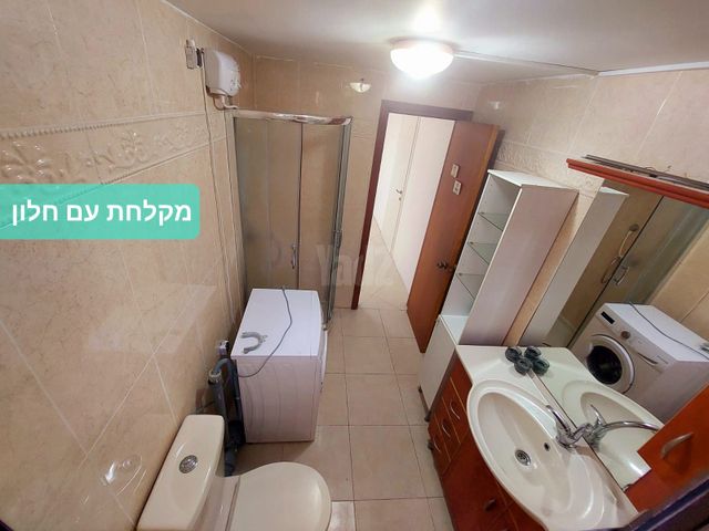 מרום גולן 11