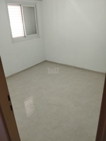 קרן היסוד 11