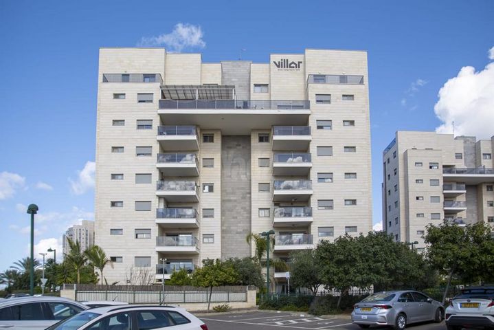 החרמון 1