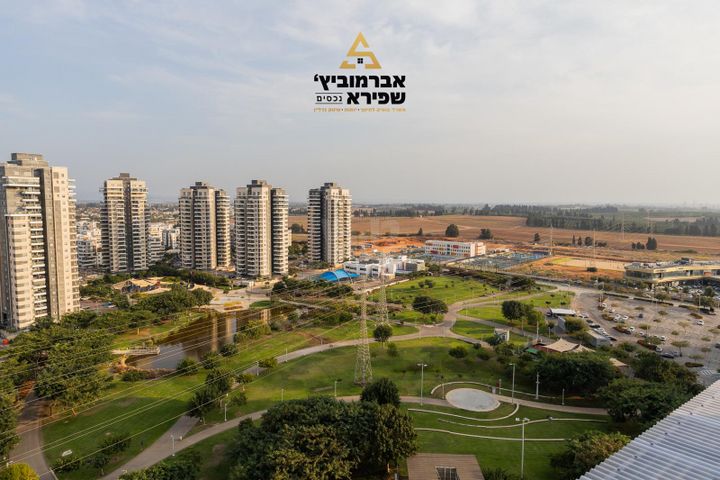 שניר 4