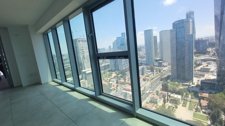 מודעת נכס, אוסוולדו ארניה, גני שרונה, קרית הממשלה, תל אביב יפו