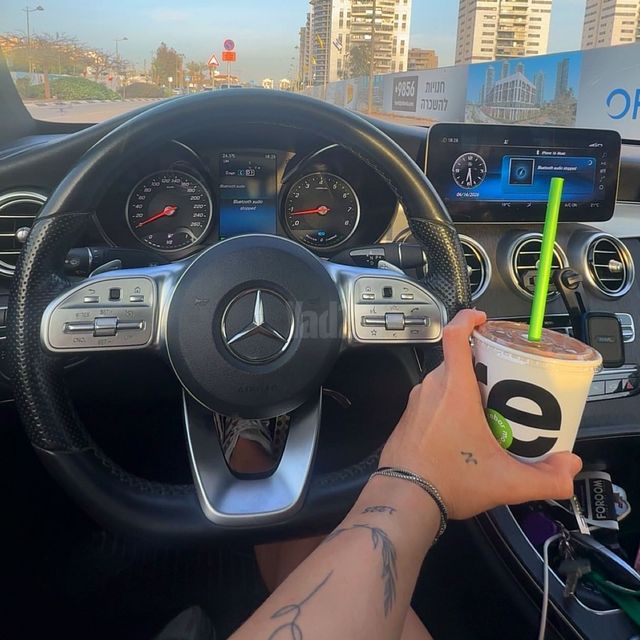 מודעת רכב מרצדס-בנץ C-class