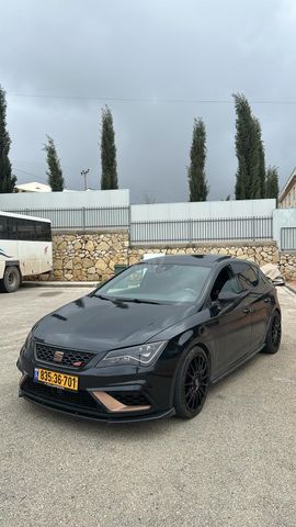 מודעת רכב סיאט לאון