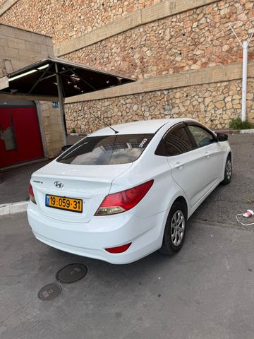 מודעת רכב יונדאי אקסנט i25