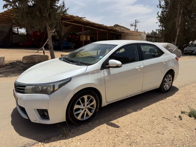 מודעת רכב טויוטה קורולה