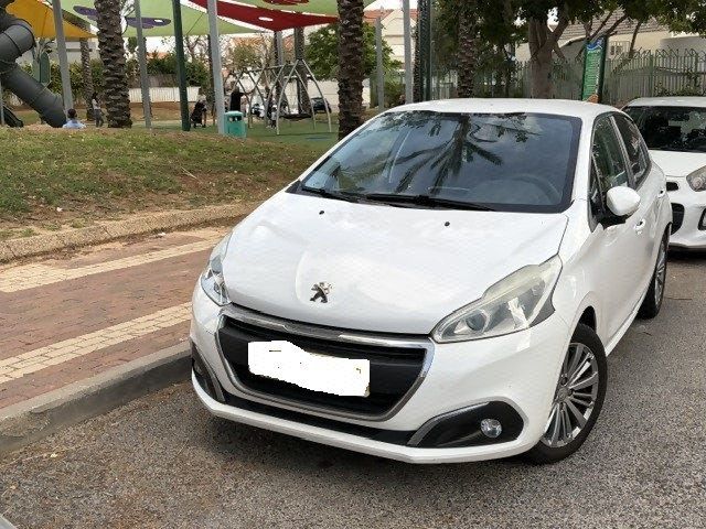 מודעת רכב פיג'ו 208