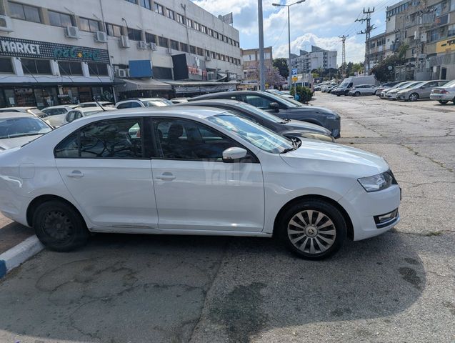 מודעת רכב סקודה ראפיד
