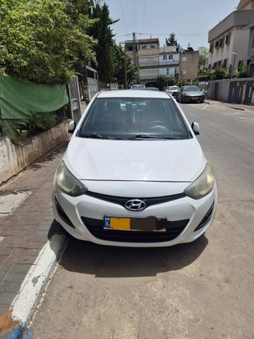 מודעת רכב יונדאי i20
