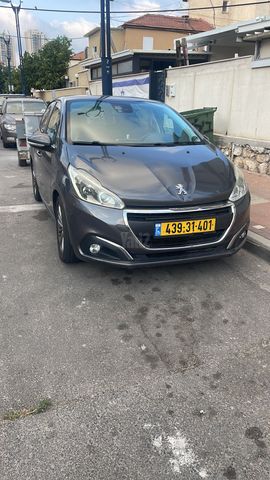 מודעת רכב פיג'ו 208