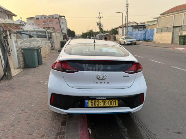 מודעת רכב יונדאי איוניק