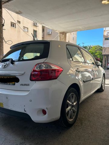 מודעת רכב טויוטה אוריס