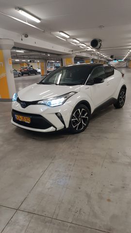 מודעת רכב טויוטה C-HR