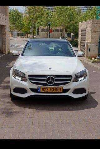 מודעת רכב מרצדס-בנץ C-class
