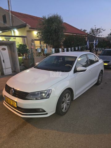 מודעת רכב פולקסווגן ג'טה 